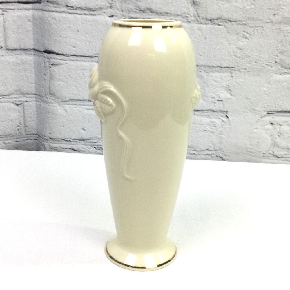 Vintage Lennox Collections Rose Blossom 24 Karat Gold Trim Cream 7" Vase - Picture 4 of 10
